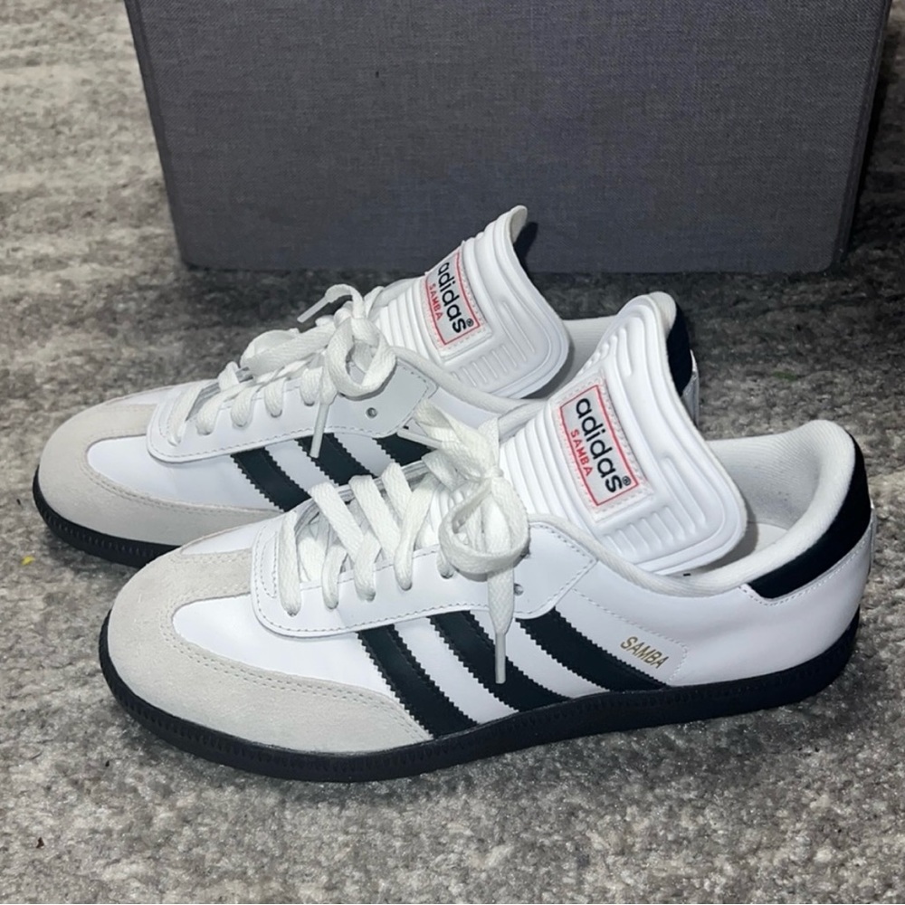 Adidas Samba Classic White Black Gum Men’s Indoor Soccer Shoes
